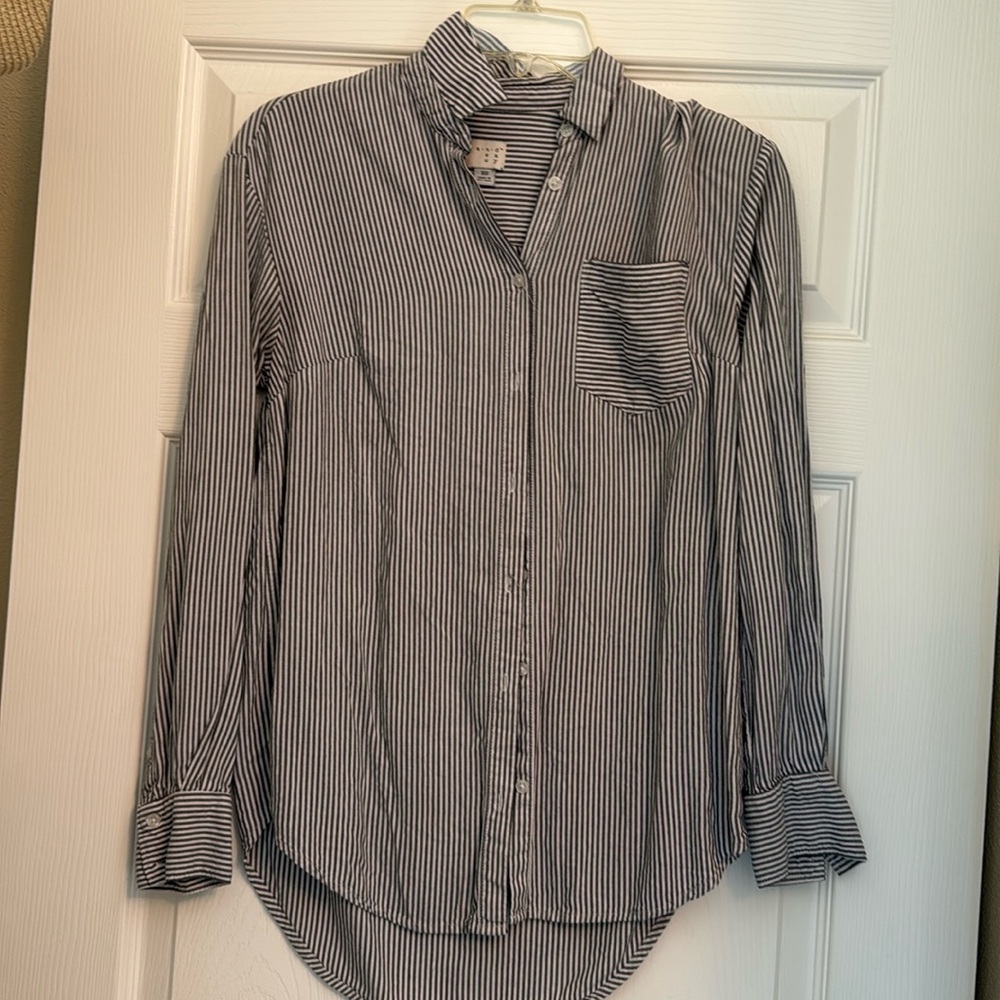 Long sleeved button-up blouse